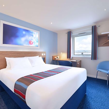 Travelodge Dublin Phoenix Park Castleknock Dış mekan fotoğraf