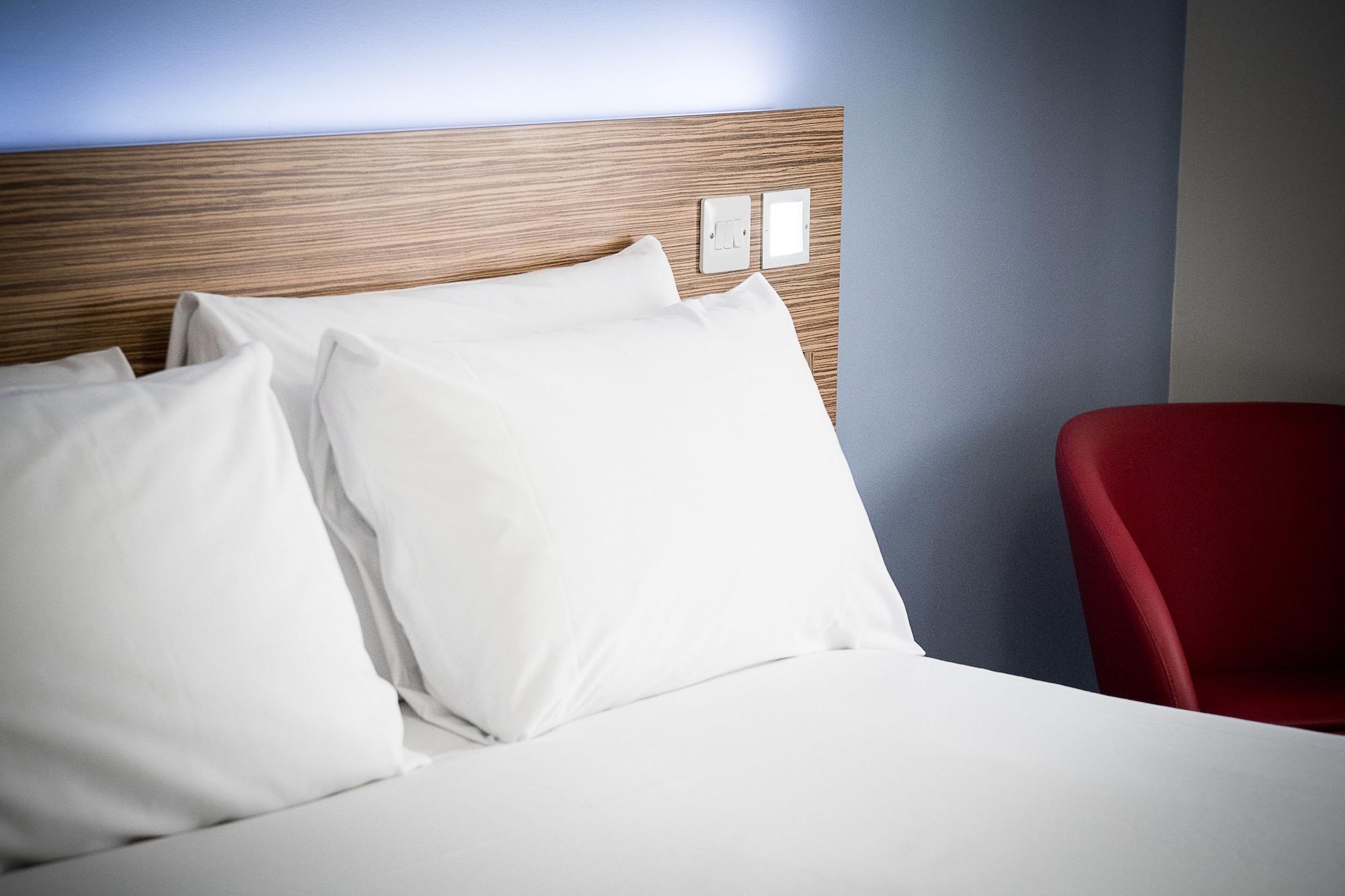 Travelodge Dublin Phoenix Park Castleknock Dış mekan fotoğraf