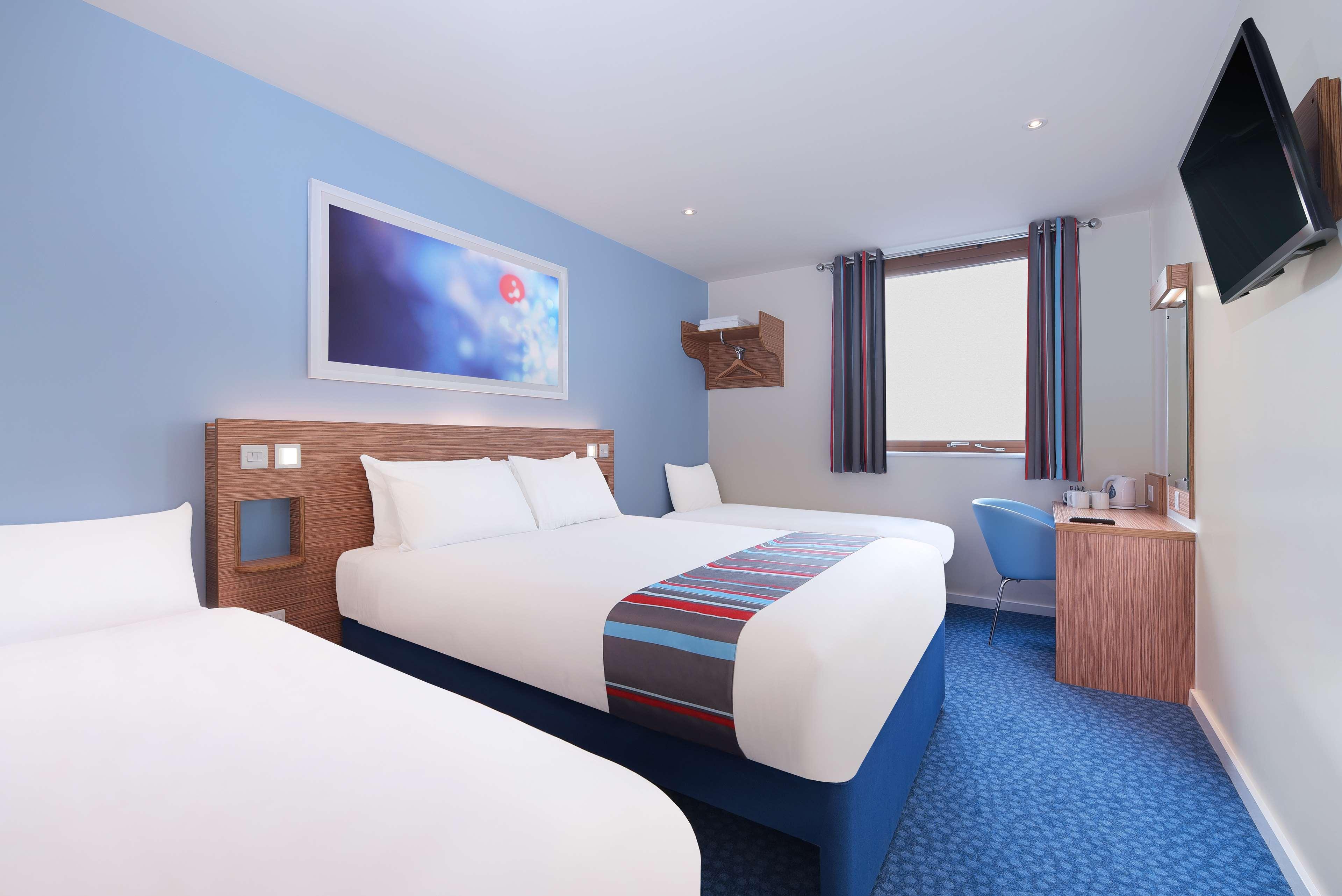 Travelodge Dublin Phoenix Park Castleknock Dış mekan fotoğraf