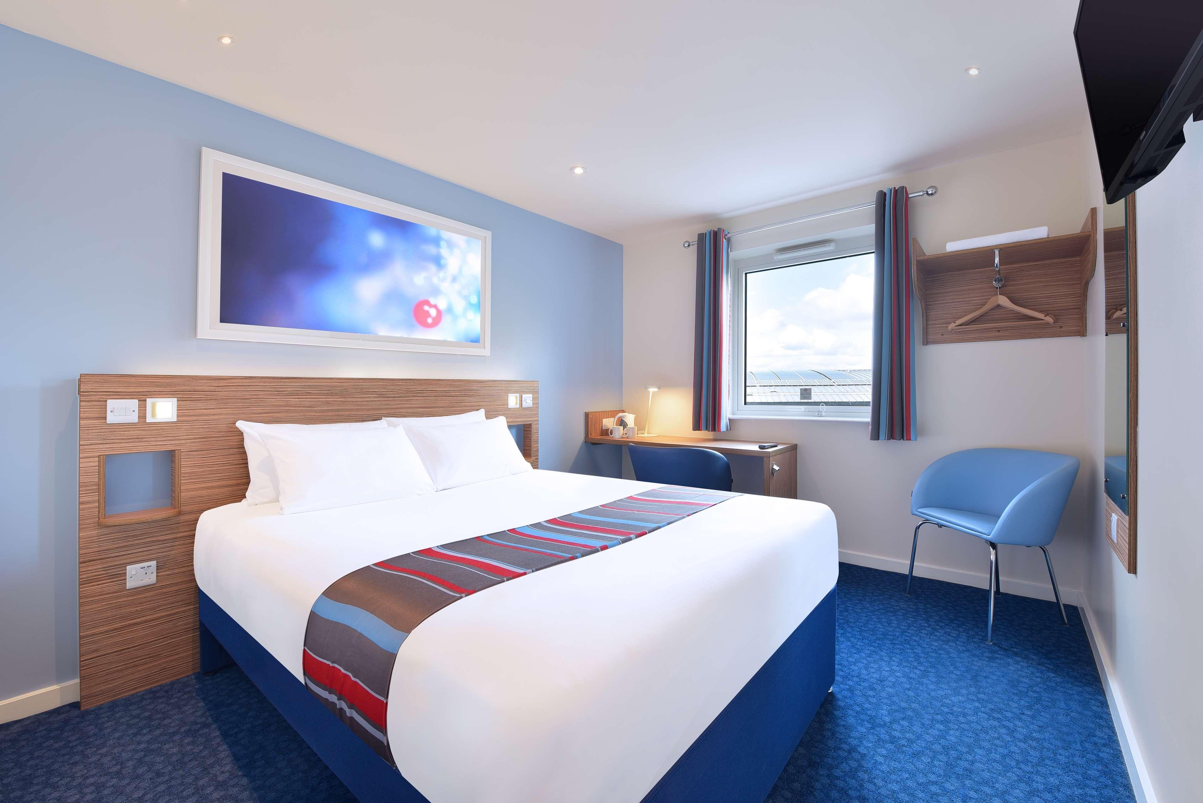 Travelodge Dublin Phoenix Park Castleknock Dış mekan fotoğraf