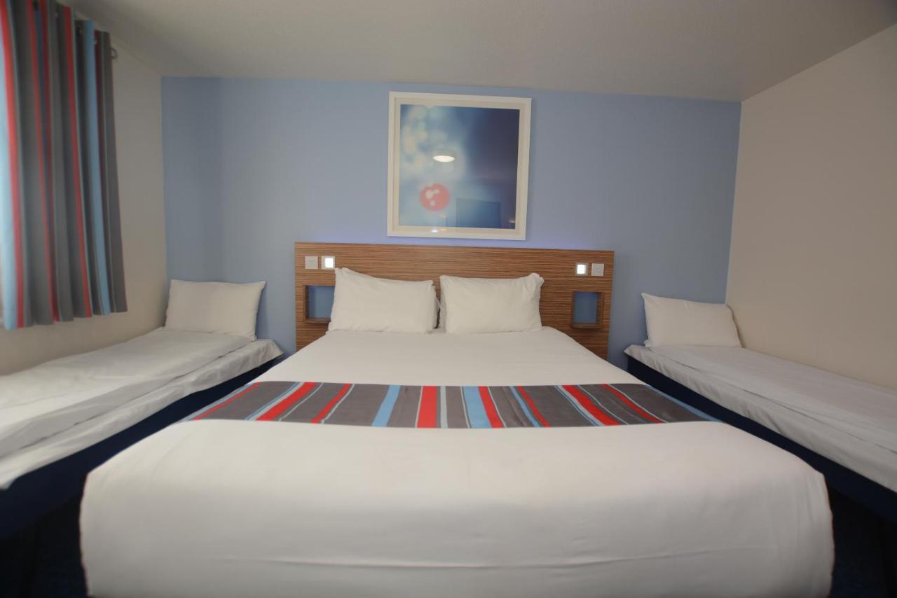 Travelodge Dublin Phoenix Park Castleknock Dış mekan fotoğraf